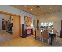 Encantadora Villa con Piscina y Vistas al Mar en Moraira