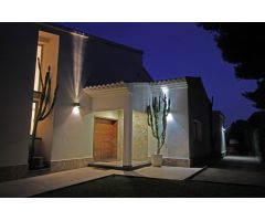 Encantadora Villa con Piscina y Vistas al Mar en Moraira