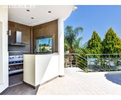 Chalet de Lujo en La Fustera Benissa