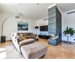 Chalet de Lujo en La Fustera Benissa