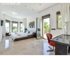 Chalet de Lujo en La Fustera Benissa