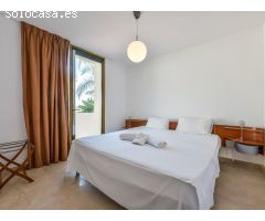 Chalet de Lujo en La Fustera Benissa