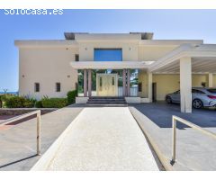 Chalet de Lujo en La Fustera Benissa