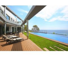 Magnifica Villa de Lujo Frente al Mar en Mascarat Altea