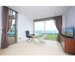 Magnifica Villa de Lujo Frente al Mar en Mascarat Altea