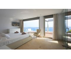 Magnifica Villa de Lujo Frente al Mar en Mascarat Altea