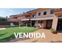 Casa Adosada en venta en Santa Perpetua de Mogoda