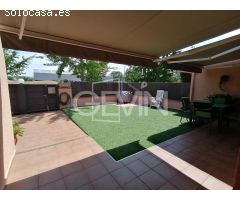 Casa Adosada en venta en Santa Perpetua de Mogoda