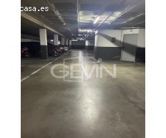 Plaza de parking en venta en Santa Perpetua de Mogoda