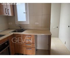 Piso en Montcada i Reixac, Zona Valentine, 3 habitaciones para reformar entero