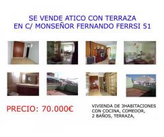 Se vende vivienda ático en C/ Monseñor Feo. Ferris