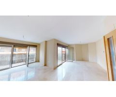 Exclusivo piso a estrenar en Oliva – Última planta con parking, trastero y a solo 2,5 km de la playa