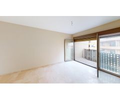 Exclusivo piso a estrenar en Oliva – Última planta con parking, trastero y a solo 2,5 km de la playa