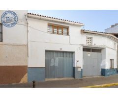 Garaje, loft, trastero o casa, mejor ven y te lo enseñamos