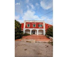 Casa de campo en Venta en Es Castell, Islas Baleares