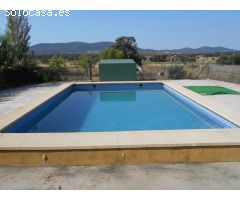 Casa con terreno en Venta en Alcuéscar, Cáceres