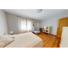 Tegeisa vende gran chalet con piscina y muy buenas vistas