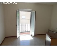 Casa de Pueblo en Venta en Benamer, Girona