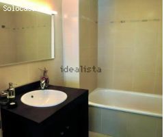 MAGNIÍFICO APARTAMENTO DE TRES DORMITORIOS CON PARKING Y PISCINA