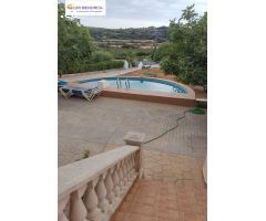 Se vende Casa con terreno en Alaior