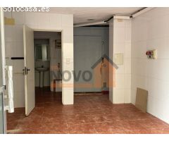 Local comercial en Alquiler en La Losilla, Valencia