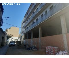 EDIFICIO EN AMPOSTA