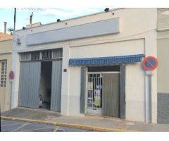 LOCAL CON ALMACÉN