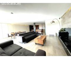 IMPRESIONANTE VIVIENDA EN LA MEJOR AVENIDA DE ALICANTE, FRENTE AL PUERTO