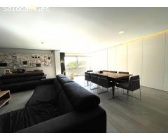 IMPRESIONANTE VIVIENDA EN LA MEJOR AVENIDA DE ALICANTE, FRENTE AL PUERTO
