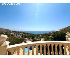 Espectacular Chalet en Campello con Vistas al Mar: Tu Paraíso Personal