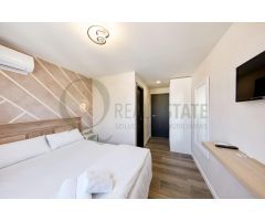 Exclusivo Hotel en el Cabo de las Huertas: Una Inversión Única
