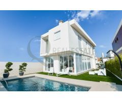 VILLAS EXCLUSIVAS EN GRAN ALACANT: LUJO, DISEÑO Y CONFORT EN UN SOLO LUGAR