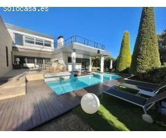 Exclusivo Chalet en Valverde Nuevo: Lujo, Confort y Ubicación Estratégica