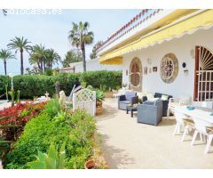 Chalet con acceso directo a la playa de Santa Pola.