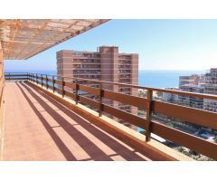 Exclusivo ático en Playa de San Juan – Lujo, amplitud y vistas espectaculares ?????