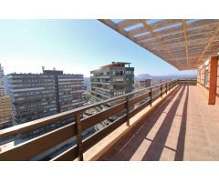 Exclusivo ático en Playa de San Juan – Lujo, amplitud y vistas espectaculares ?????