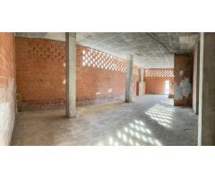 Se vende planta baja, esquina para vivienda de más de 100 m2 en Alicante, zona  Gran Via
