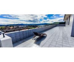 Terraza para soñar en un ático en Cudón