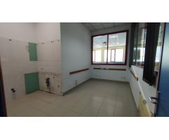 Espacio comercial versátil en el corazón del Zoco de Santander