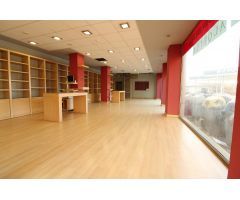 Local Comercial primera línea alta visibilidad en Santander