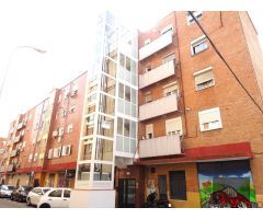 ESTUDIO HOME MADRID OFRECE, piso DE 70 m2 en la zona de Valdezarza