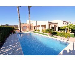 Chalet en Venta en Torrevieja, Alicante