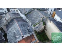 GRAN CASA A REFORMAR EN EL CENTRO DE FIGUERAS, CASTROPOL, ASTURIAS