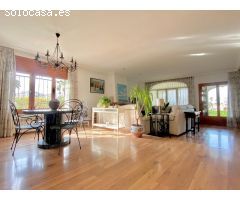 ESPECTACULAR CHALET CON VISTAS AL MAR