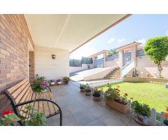 ESPECTACULAR CHALET EN CUNIT