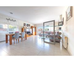 ESPECTACULAR CHALET EN CUNIT