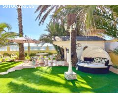 Villa de Lujo en Venta en La Manga del Mar Menor, Murcia