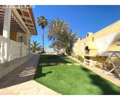 Villa de Lujo en Venta en La Manga del Mar Menor, Murcia
