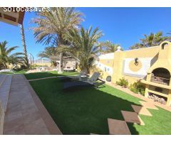 Villa de Lujo en Venta en La Manga del Mar Menor, Murcia
