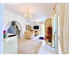 Villa de Lujo en Venta en La Manga del Mar Menor, Murcia